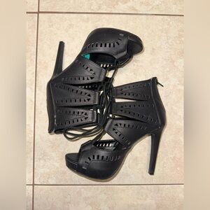 Black laced heels